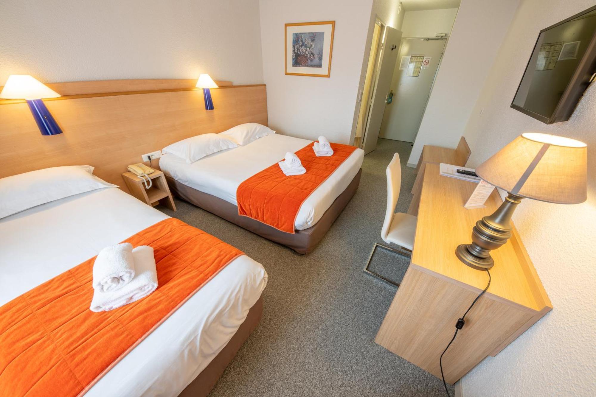 Hotel Saint Laurent Nogent-sur-Seine Szoba fotó